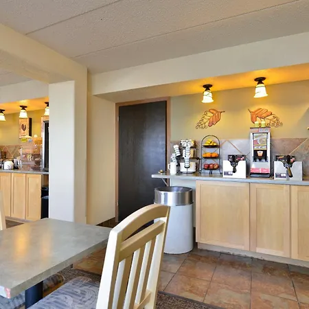Super 8 By Wyndham Rapid City-2